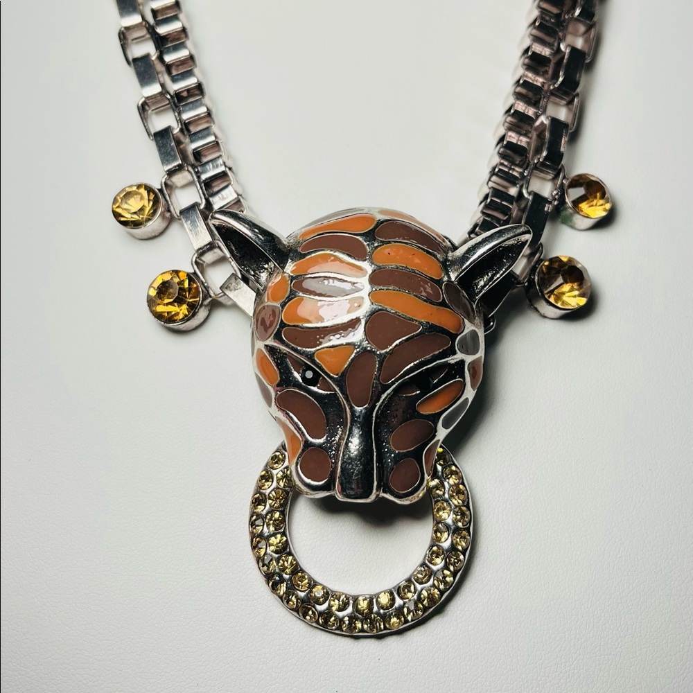 NWT Fashion Necklace